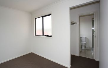 2-4 Edinburgh Drive, Beaconsfield