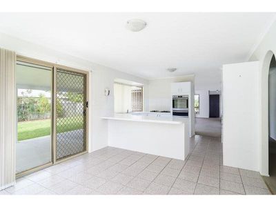 20 Harlow Crescent, Tewantin