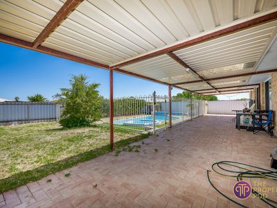 18 Santa Barbara Parade, Quinns Rocks