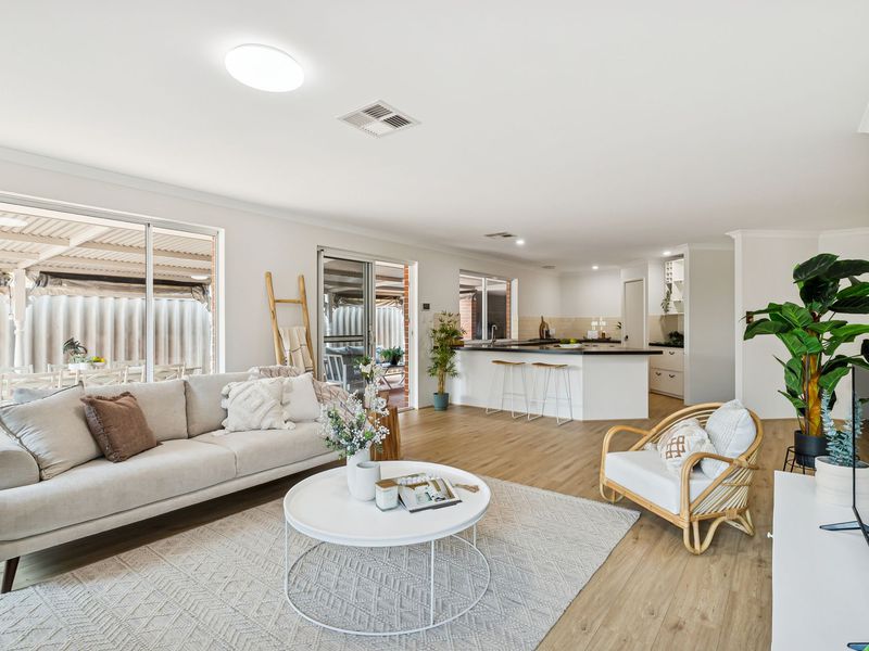 12 Carignan Avenue, Caversham