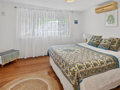 1135 Midge Point Road, Midge Point