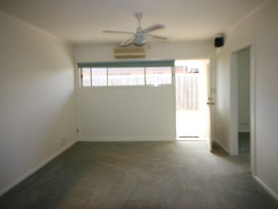 1 / 11 Karoomba Avenue, Herne Hill