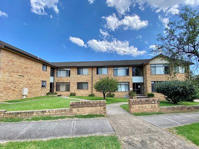 9 / 8-12 Parry Avenue, Narwee