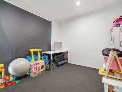 240 Leeuwin Boulevard, Bushmead