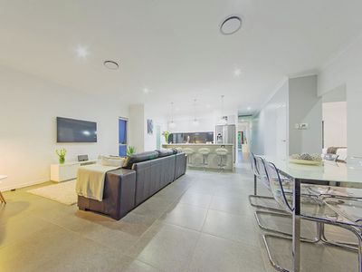 69 Foxwood Circuit, Wakerley