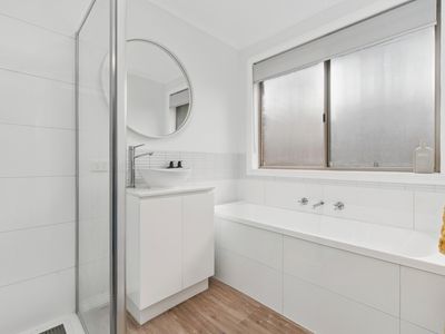 27 Bayvista Rise, Somerville