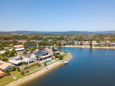 65 Wedgebill Parade, Burleigh Waters