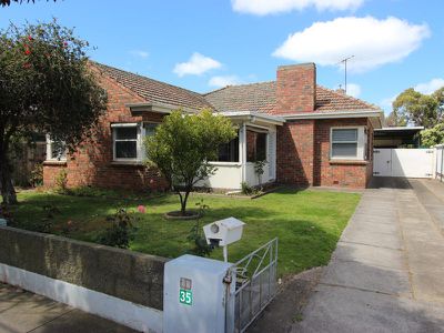 35 Holden Avenue, Rippleside
