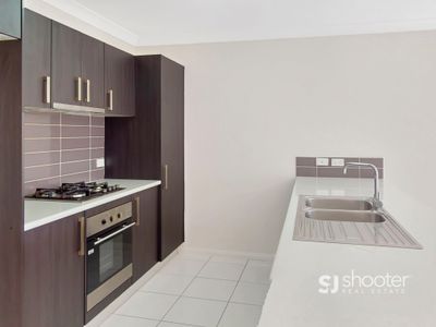 12 Glenshee Close, Dubbo