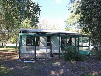 10 Mathews Road, Heathcote