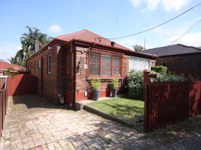 15 St Helena Parade, Eastlakes