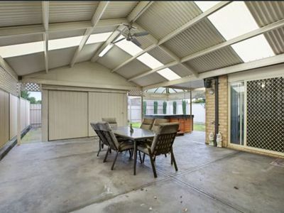 13 Kingswood Road, Windsor Gardens