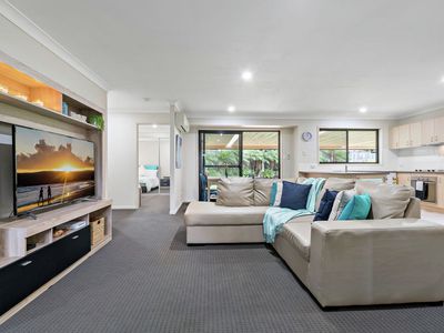 6 Brighton Court, Wakerley