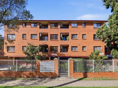 21 / 10 Forbes Street, Warwick Farm