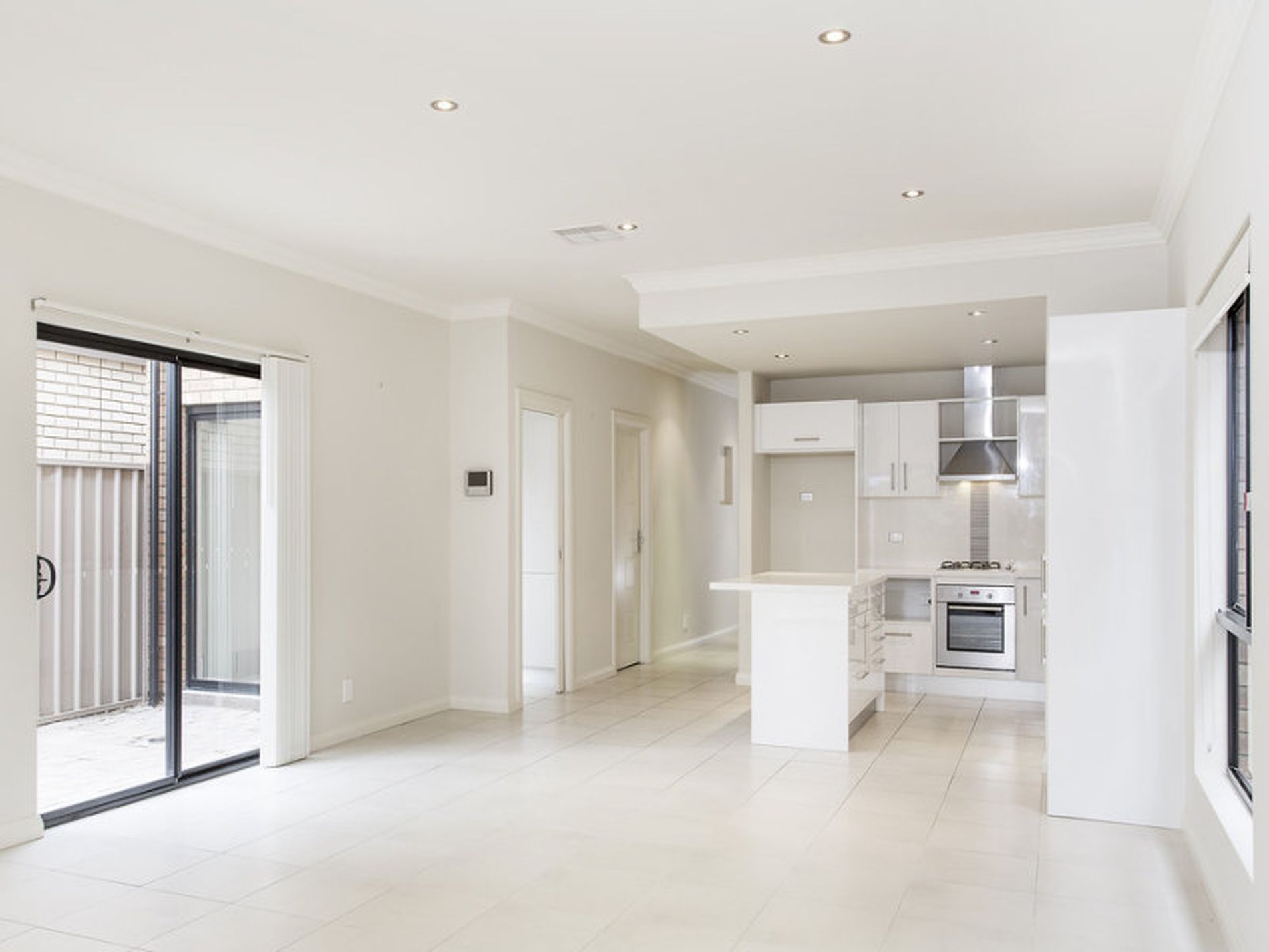 2A Osborn Terrace, Plympton
