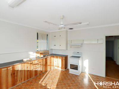 7 Knight Place, Horsham