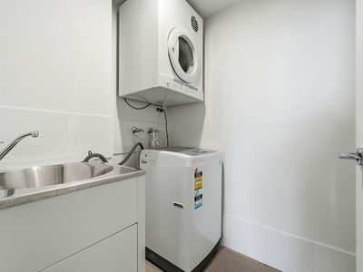 1401 / 30 The Circus, Burswood