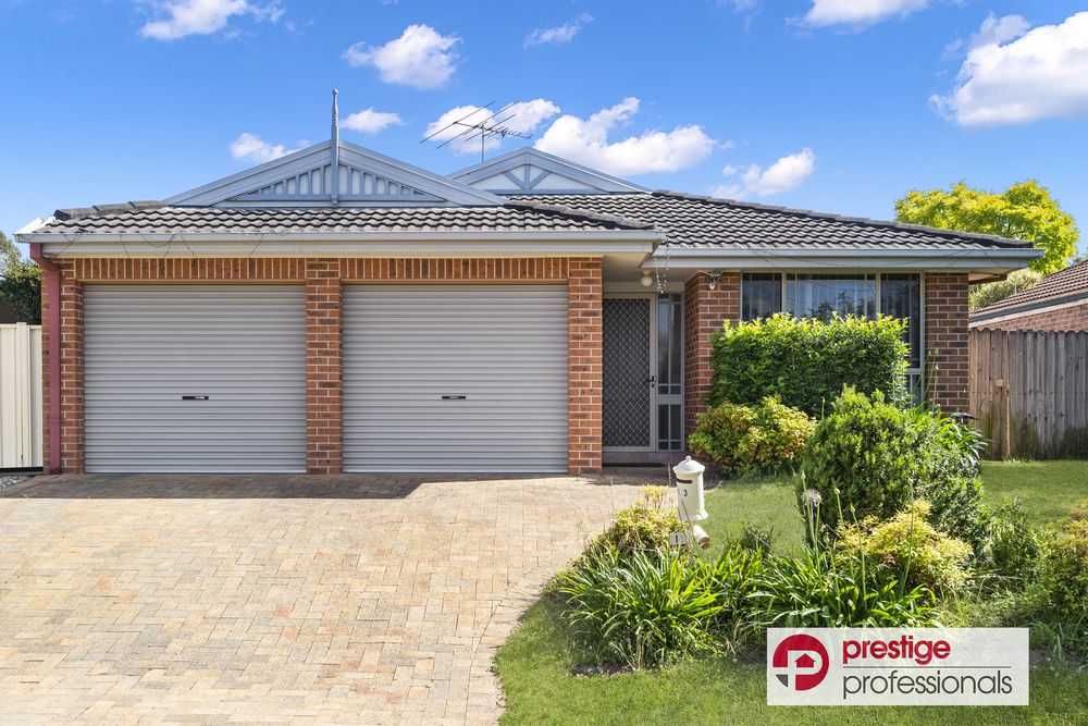 13 Paroo Court, Wattle Grove