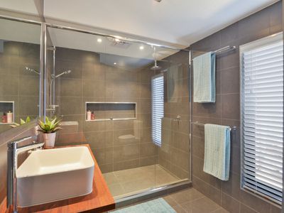 144 Varden Street, Piccadilly