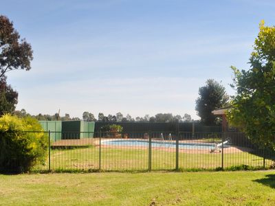 806 Ralvona Lane, Holbrook