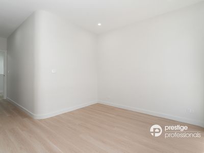6B Lucas Avenue, Moorebank