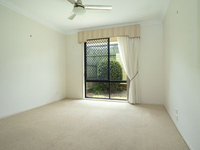 1 / 29 Wigan Avenue, Highfields