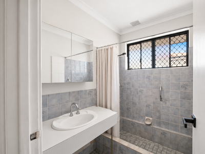 2 Majestic Court, Thornlie