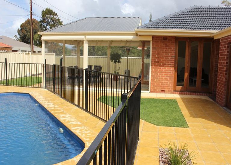 16 Vincent Avenue, North Brighton
