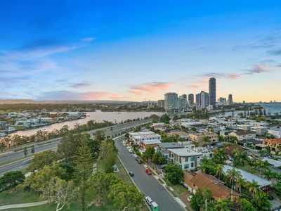 43 / 3 TEDDER AVENUE, Main Beach