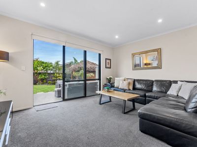 6 Kanuka Road, Hobsonville