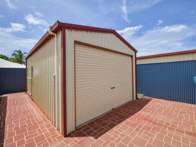 4 Warner Street, Broadwood