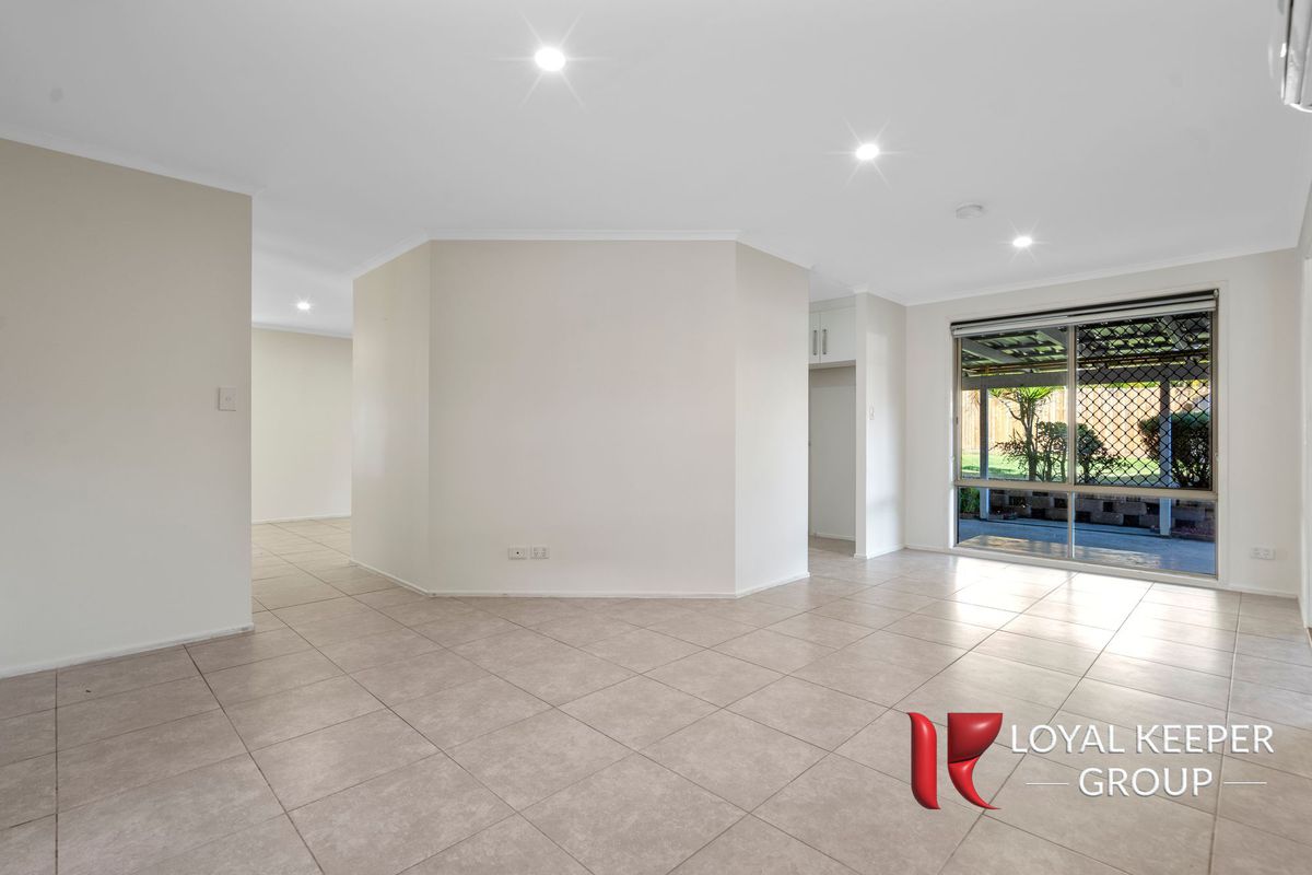 52 Federation Drive, Hillcrest