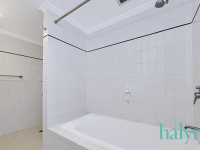 105 / 126 Mounts Bay Road, Perth