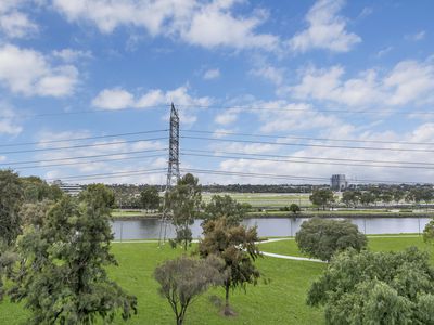 302 / 2B Ballarat Road, Footscray