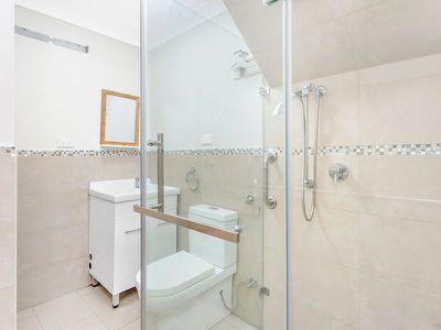 6 / 4 Fisher Street, West Wollongong
