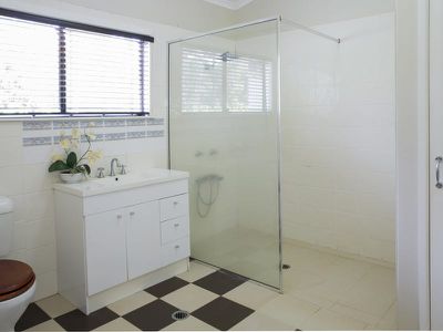 591 Bloomfield Road, Rossville