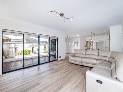 4 CHELSEA CIRCUIT, Success