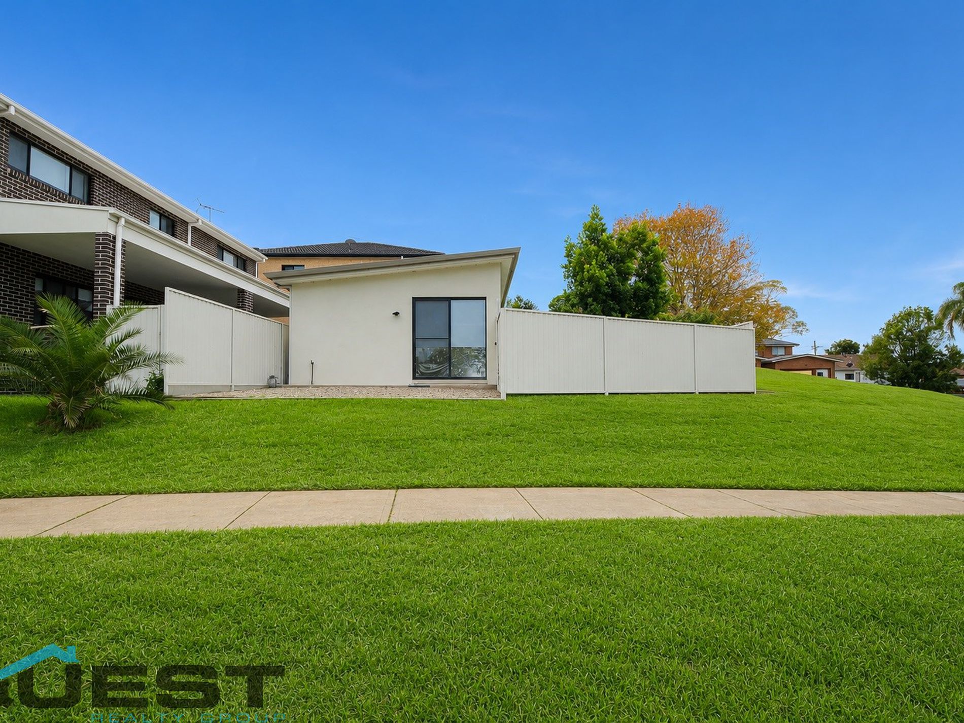 131 Davies Road, Padstow