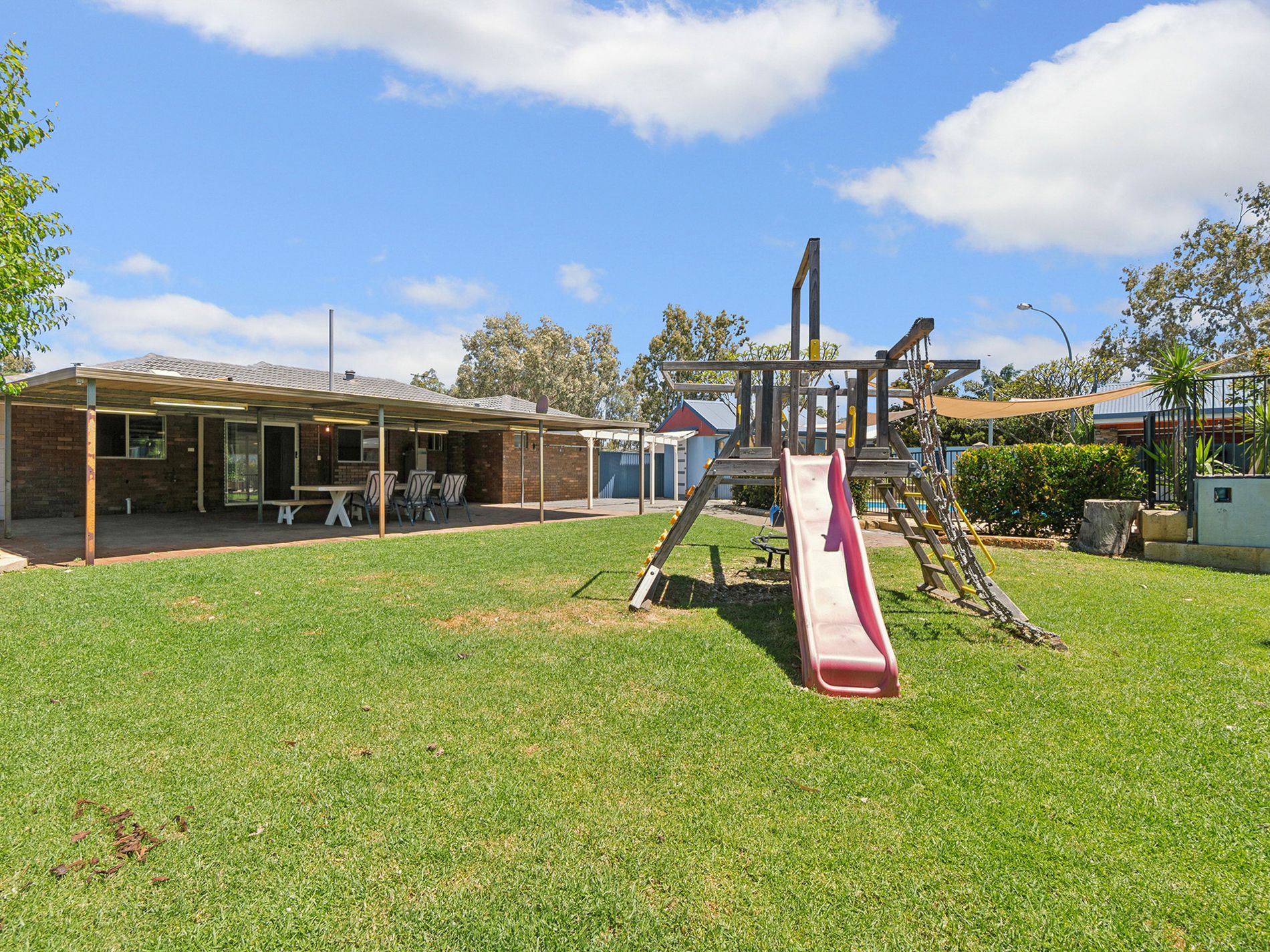 5 St Georges Avenue, Champion Lakes