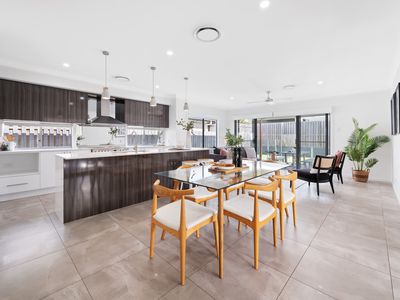 9 Belconnen Drive, Pimpama