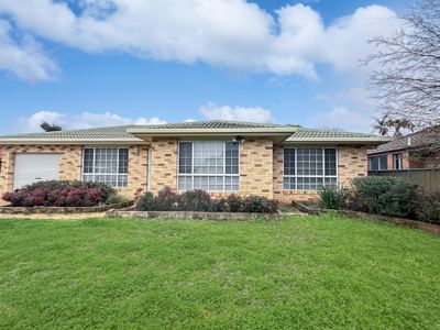 13 Kestrel Close, Dubbo
