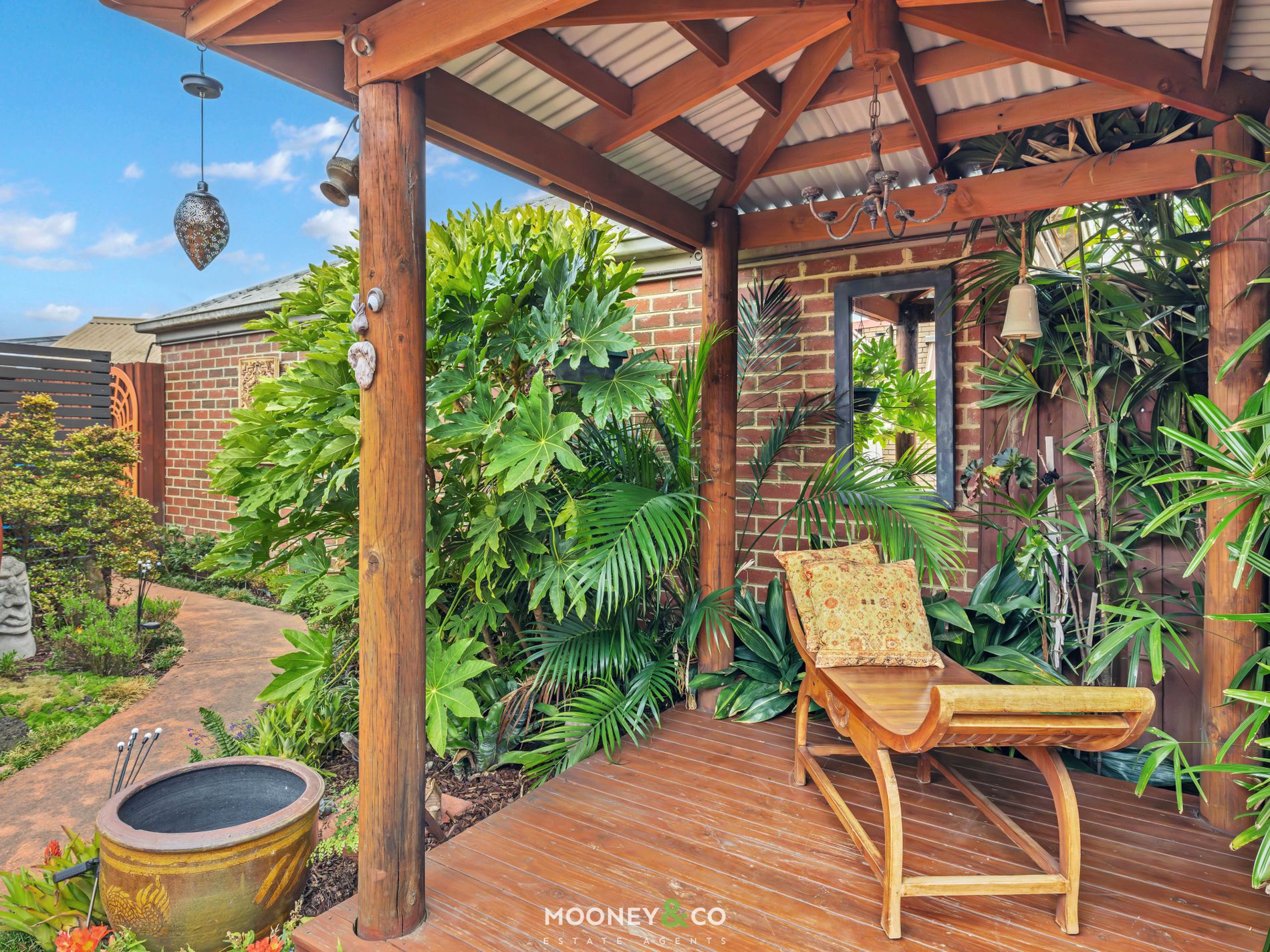 43 Holbourne Drive, Junction Village