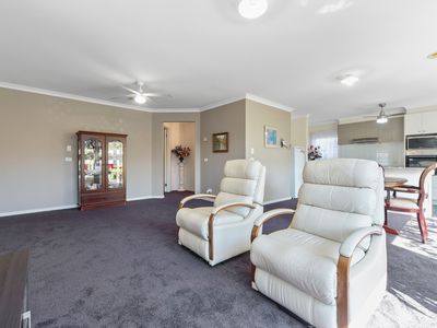 1 / 22 Swans Way, Capel Sound