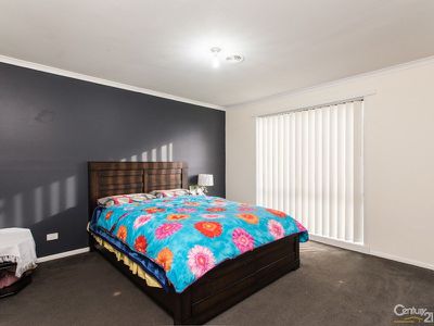 8 Niagara Court, Hampton Park
