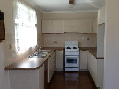 12 Woodlands Drive, Barrack Heights