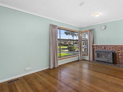 28 BROOK DRIVE, Altona