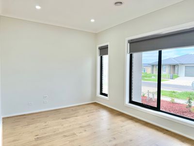 24 Vivero Road, Wyndham Vale