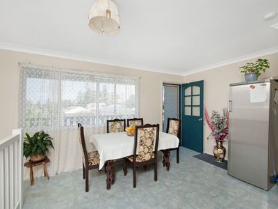 27 Commonwealth Avenue, Burrill Lake