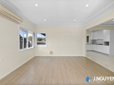 32 Torrens Street, Canley Heights