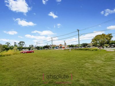 15-17 Loganlea Road, Waterford West